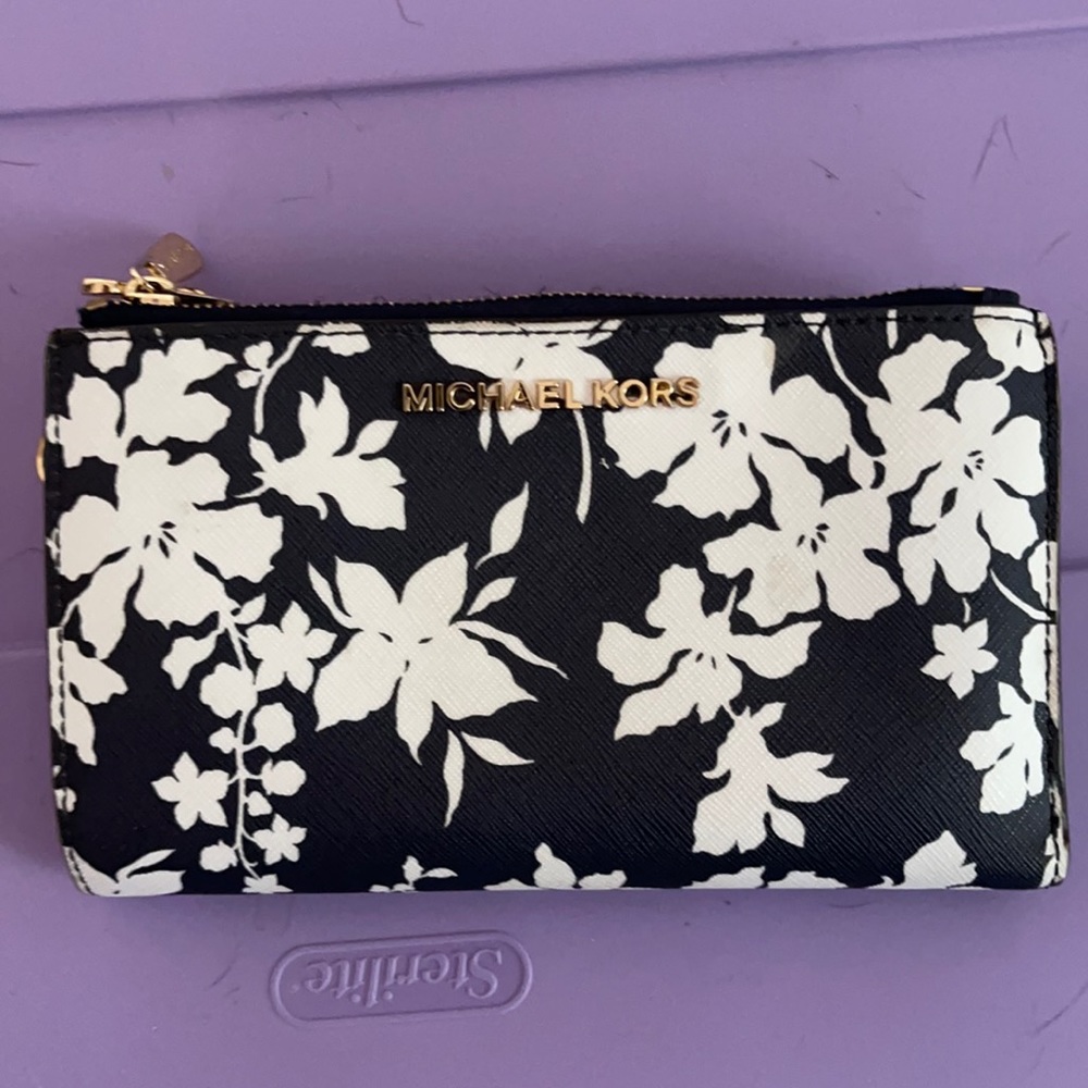 Michael Kors wallet with phone pocket